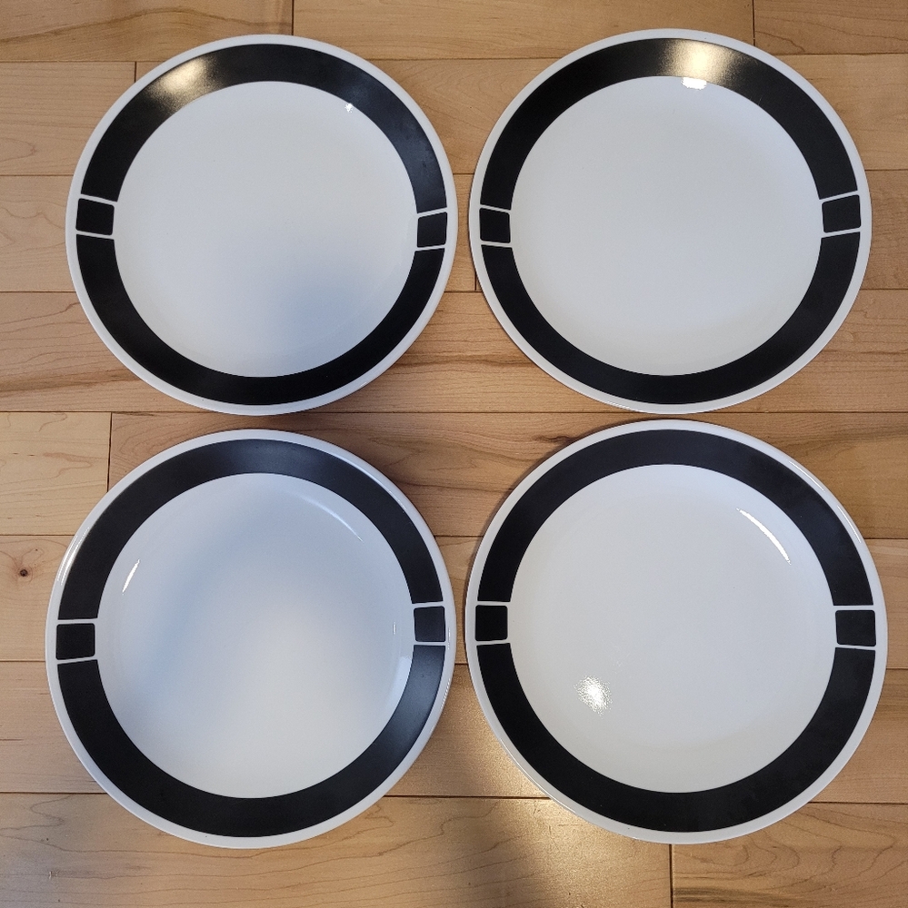 4 Corelle Urban Black Dinner Plates
